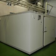 東京都東村山市の設備製造業｜プレハブ冷凍庫の新設工事