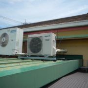 神奈川県足柄大井町の某ファミリーレストラン｜プレハブ冷凍庫の冷却ユニットのサイクル交換
