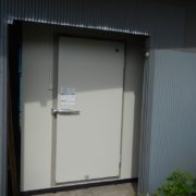 プレハブ冷凍庫の入れ替え工事